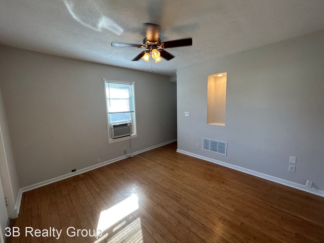 3811 Camden Ave - Photo 3 of 19