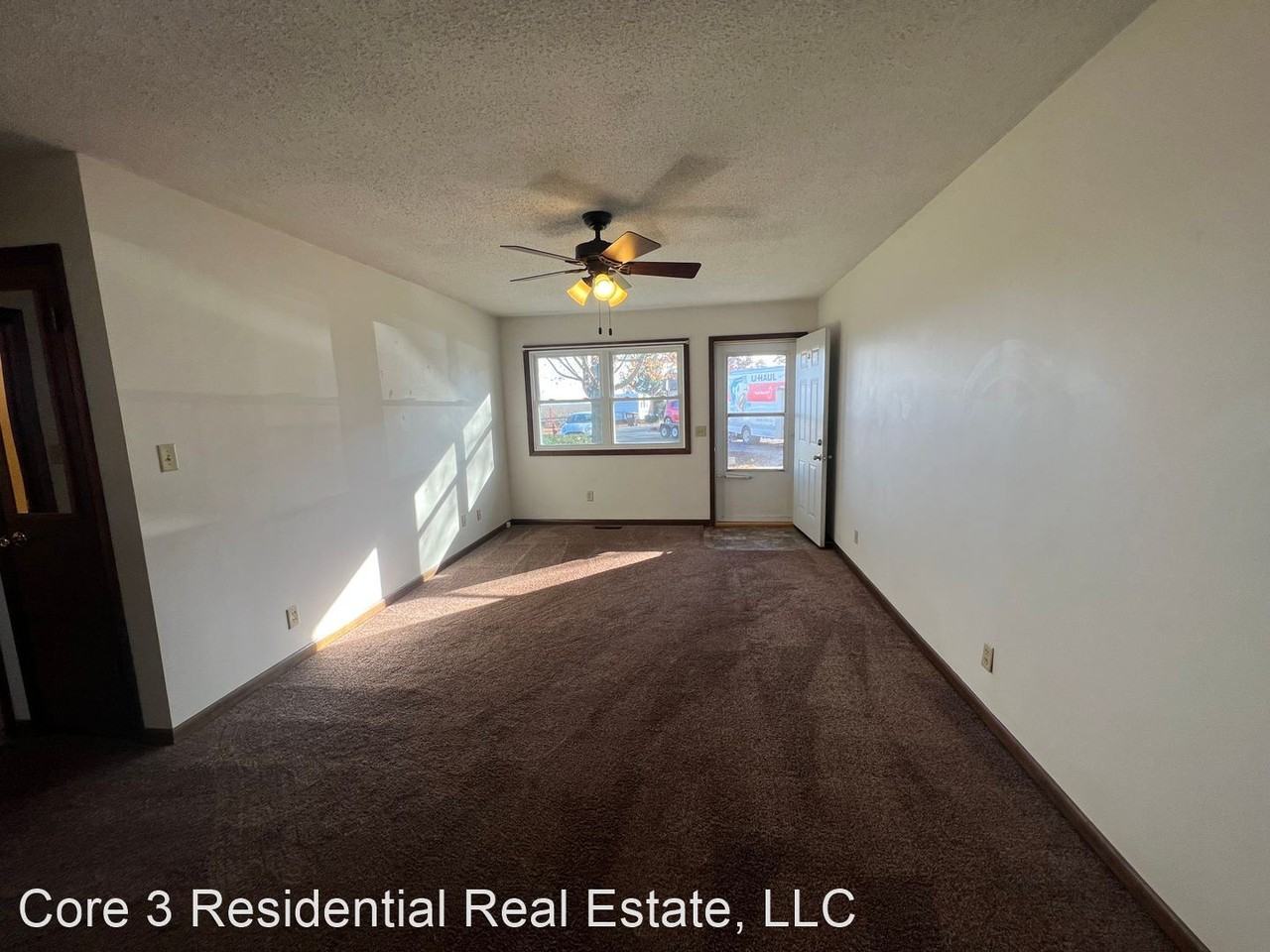 8 & 9 Wilshire - Photo 2 of 7