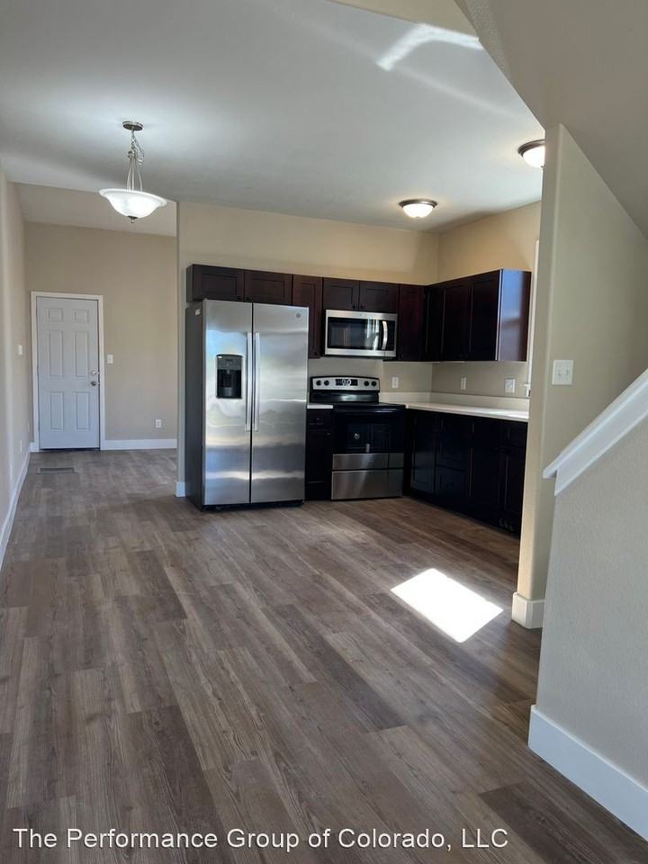 713 W Abriendo Ave - Photo 3 of 16