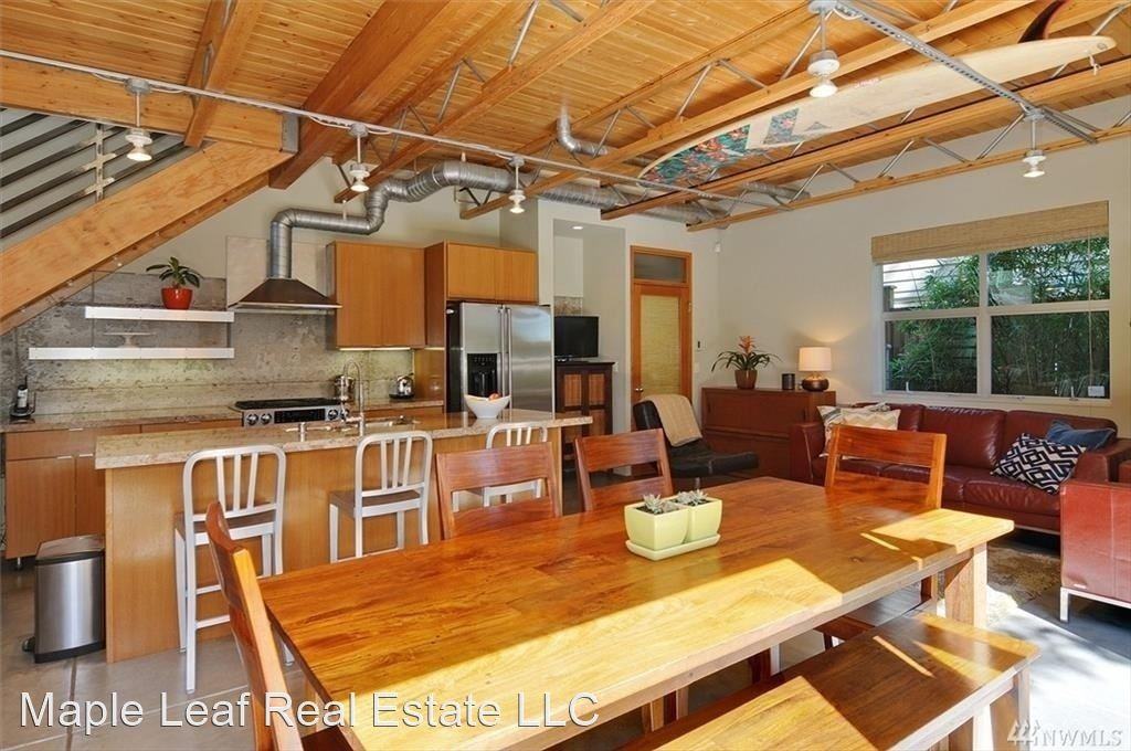 114 26th Ave E #A - Photo 3 of 19