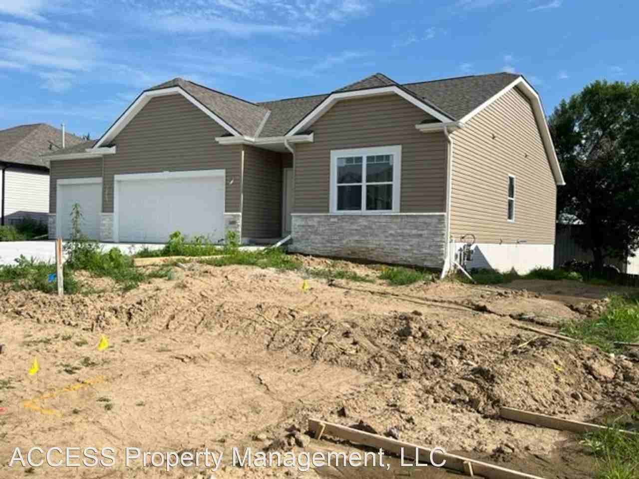 10337 S 205th St in Highland Point #26 - Photo 3 of 4