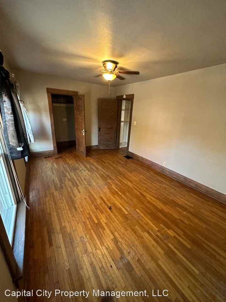 1508 S Spring St - Photo 2 of 10