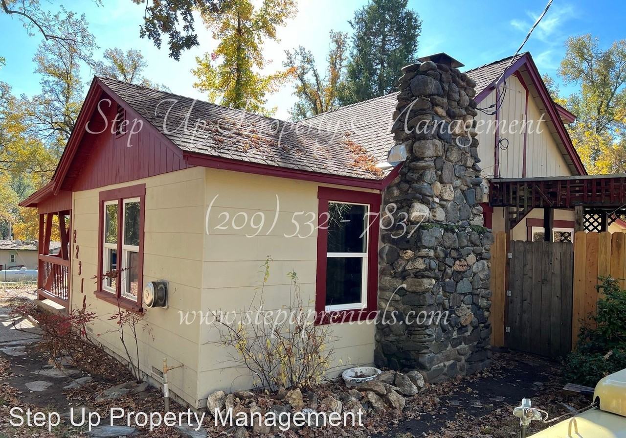 22316 Longeway Rd - Photo 3 of 16