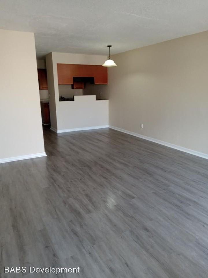 SE 31st St 5140 - 5140 SE 31st St. - Photo 2 of 13