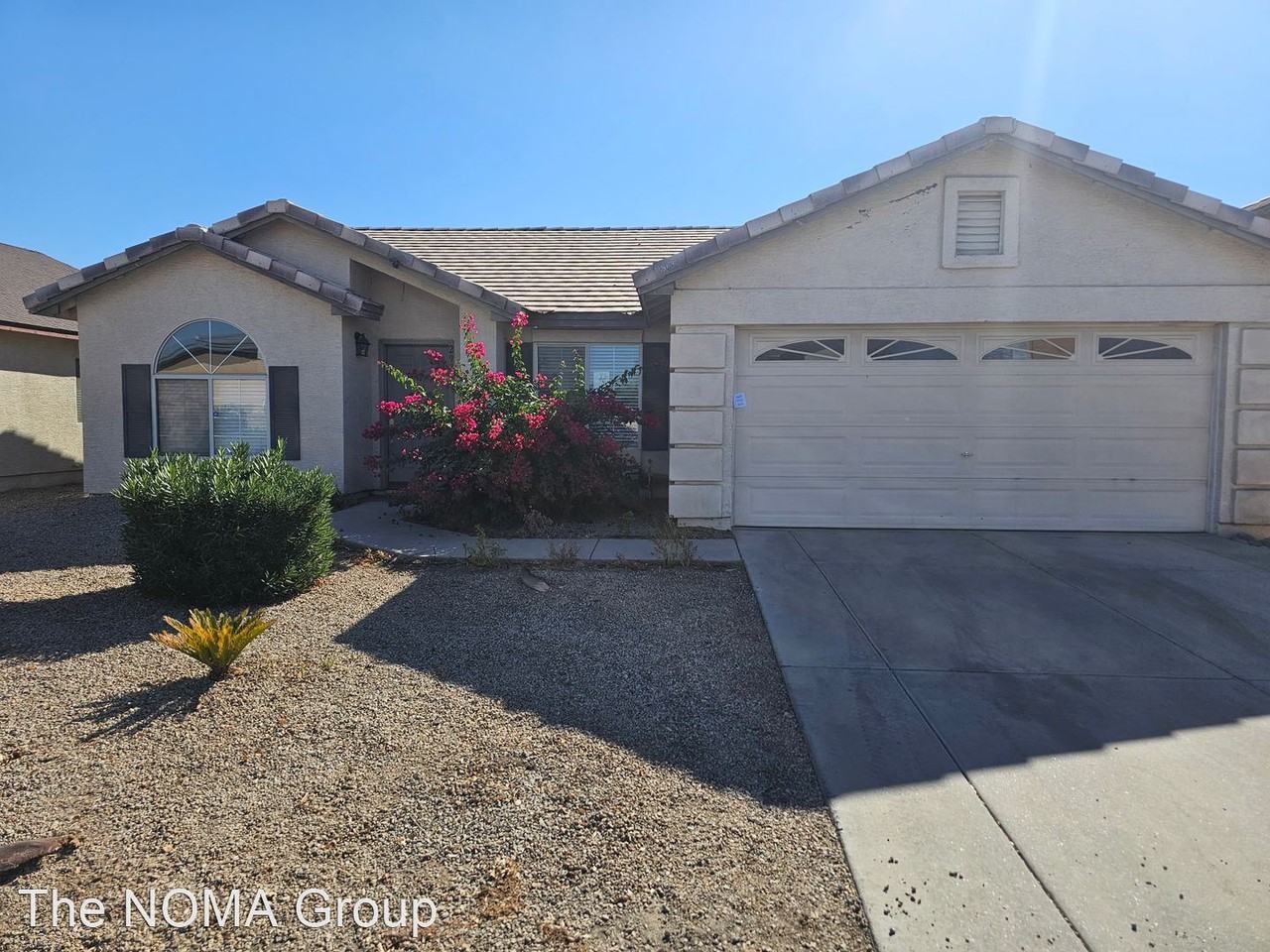 2933 W Pecan Rd, Phoenix, AZ 85041 3 Bedroom House for 2,100/month