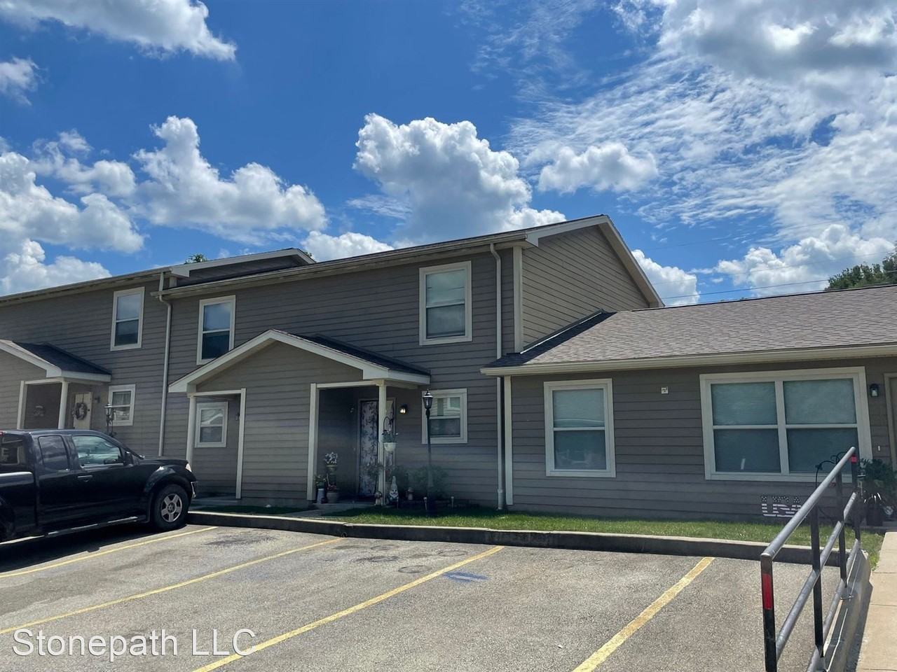 Stonepath Townhouses - Photo 2 of 4