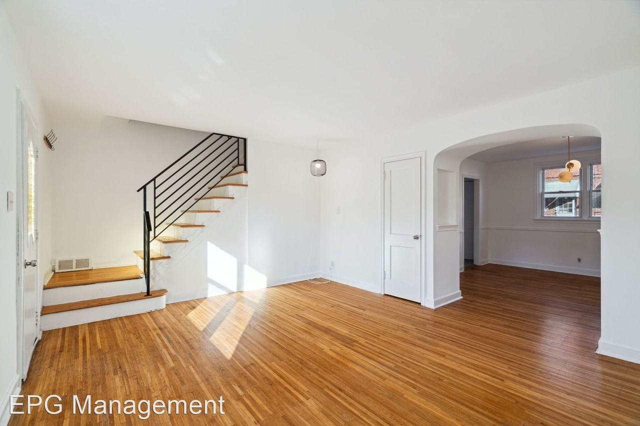 1723 S 29th St - Photo 3 of 42