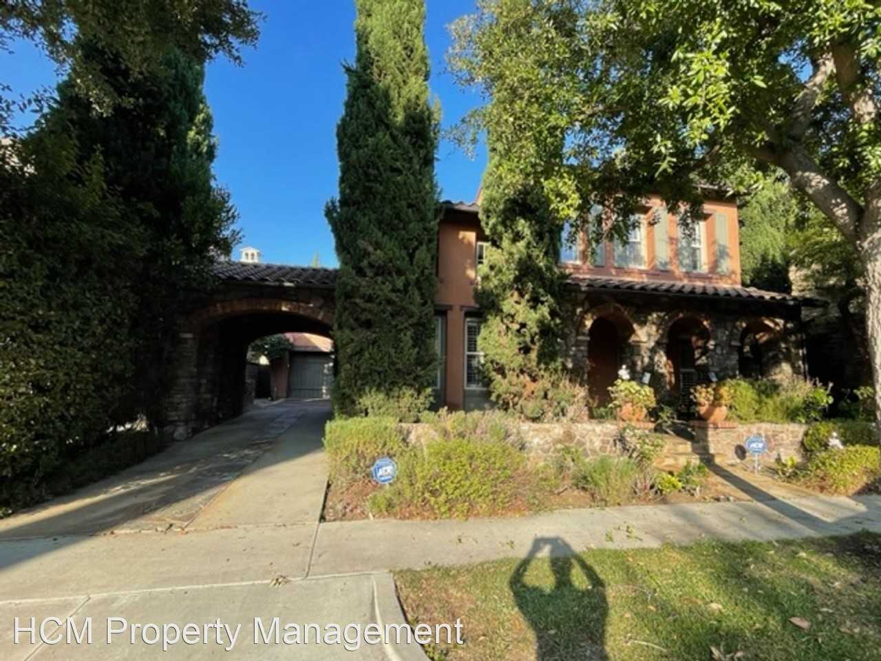 33 Triple Leaf - Photo 2 of 40