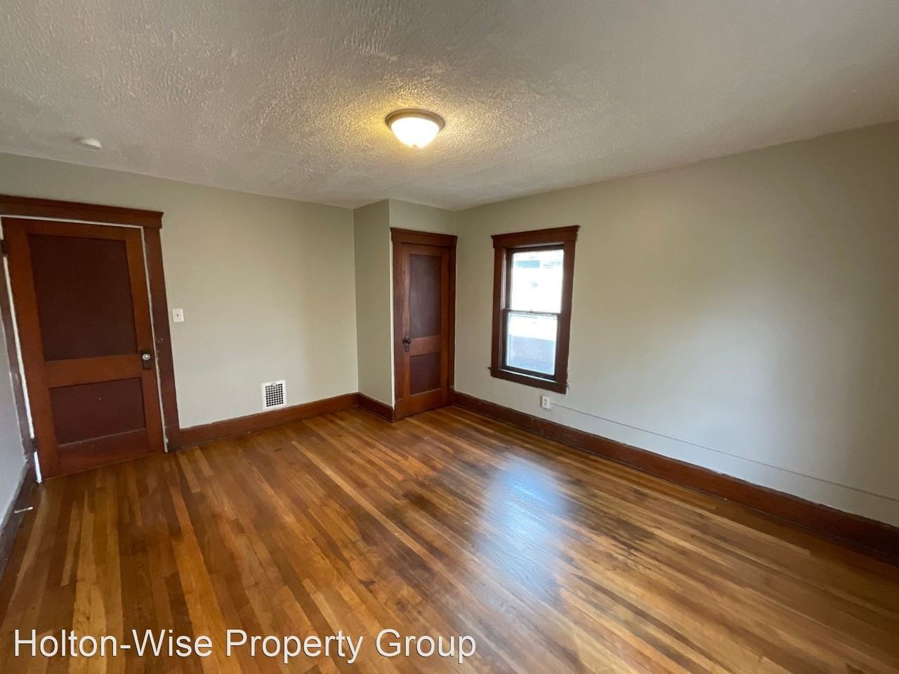 210 14th Street - Photo 2 of 15