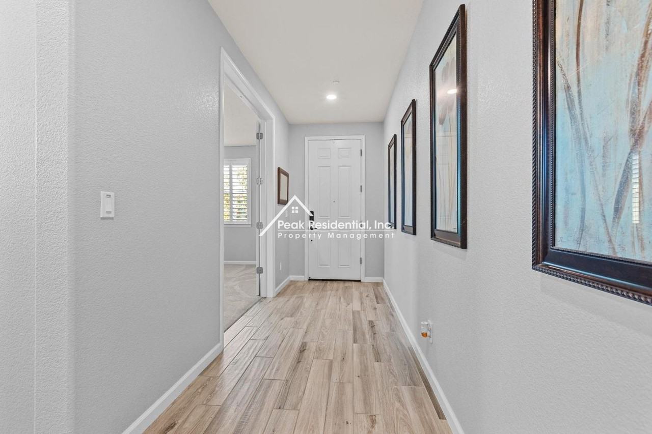 5002 Birch Valley Way - Photo 2 of 30