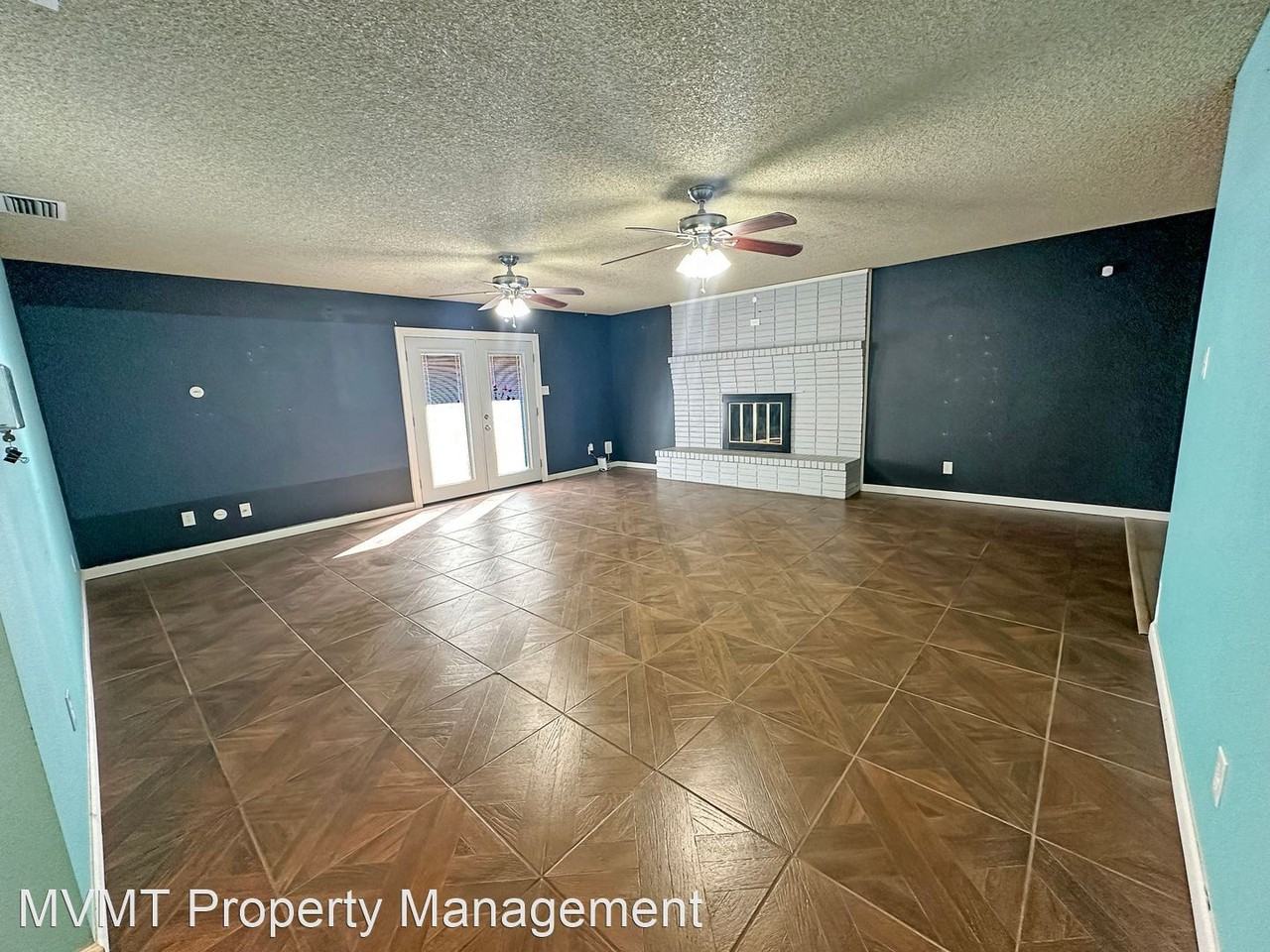 1510 N Cobb Dr - Photo 2 of 12