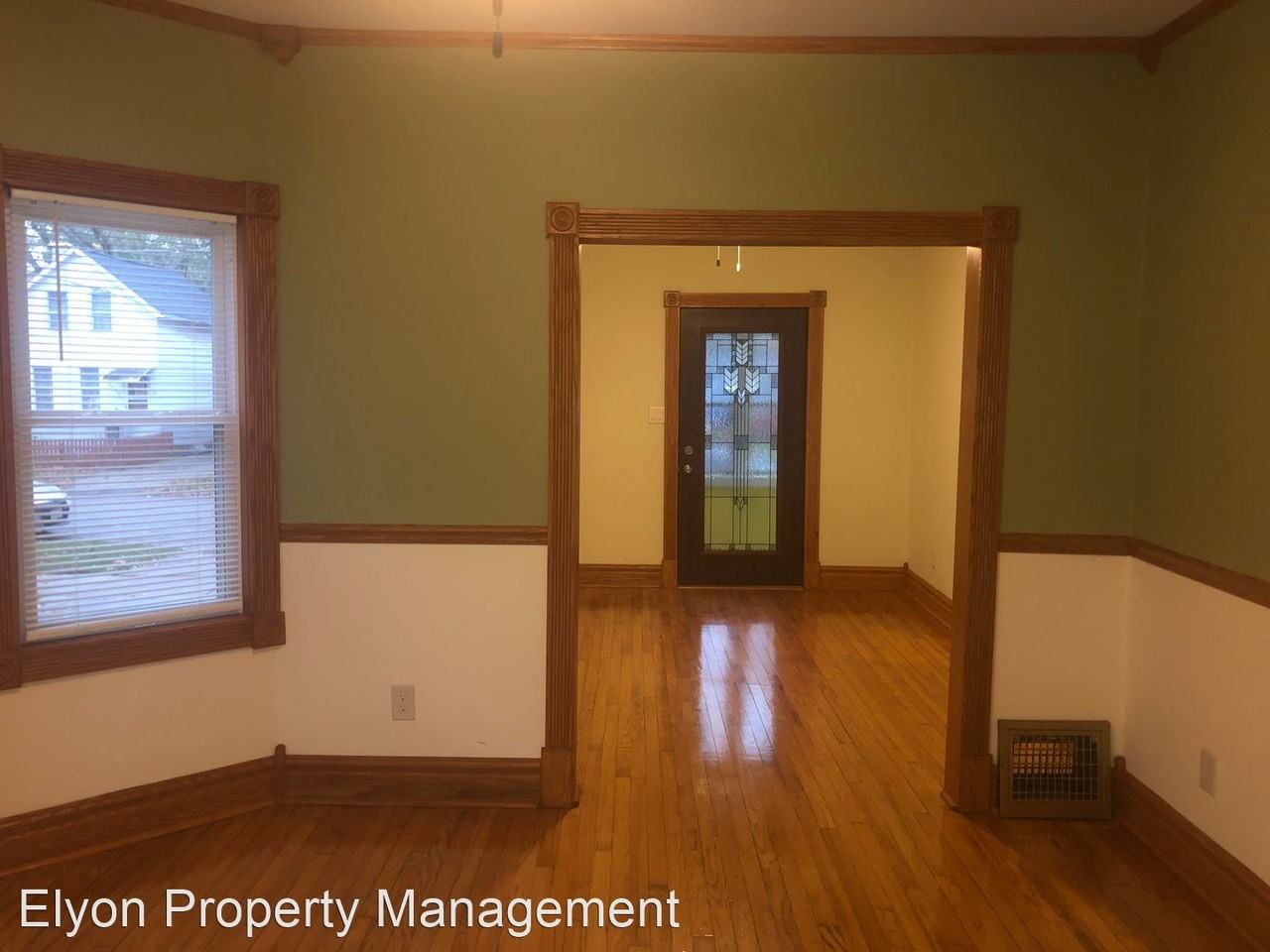 718 44th St - Photo 3 of 23