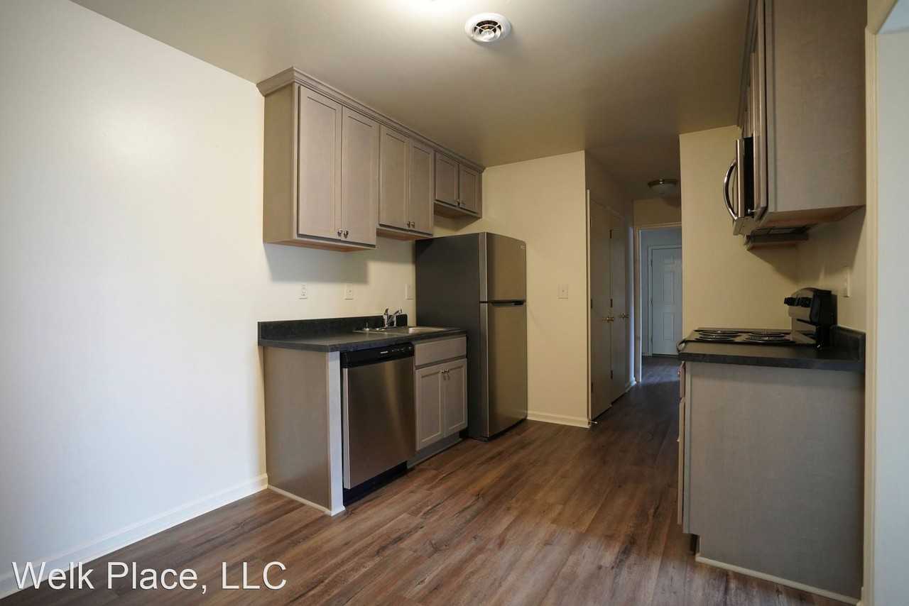 108 Welk Place - Photo 2 of 7