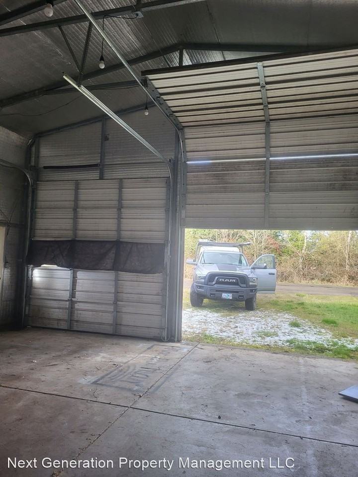 3143 Kinney Loop - Photo 2 of 9