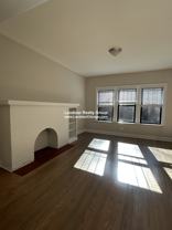 2524 N Kedzie Blvd #3W - Photo 1 of 1