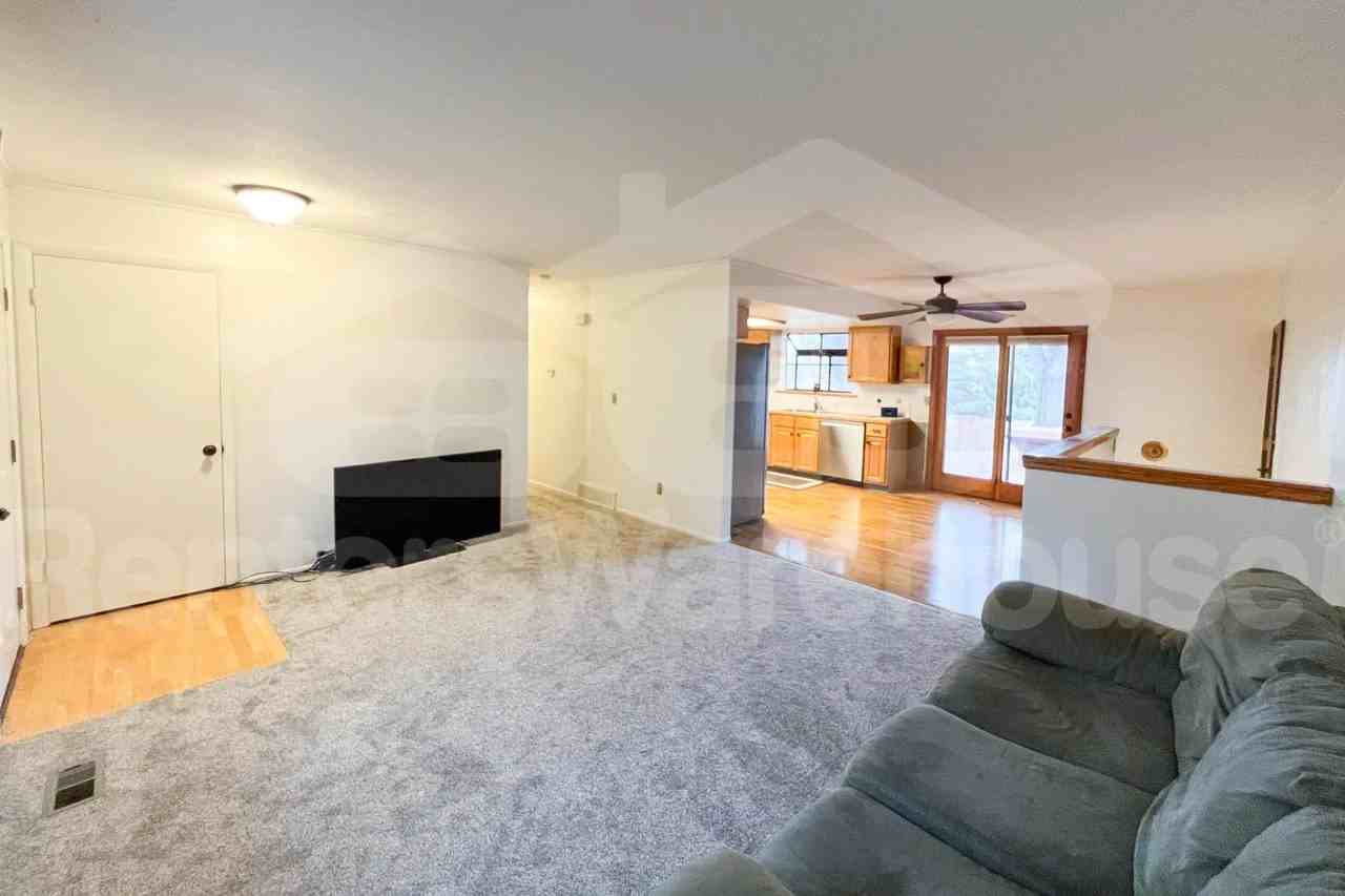 3008 W 134th Pl - Photo 3 of 23