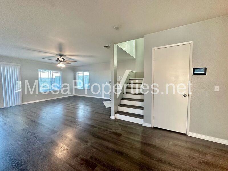 14747 Carter Rd - Photo 4 of 20