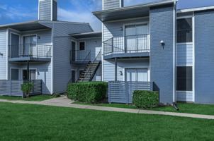 featured image of 14810 Crosswinds Dr