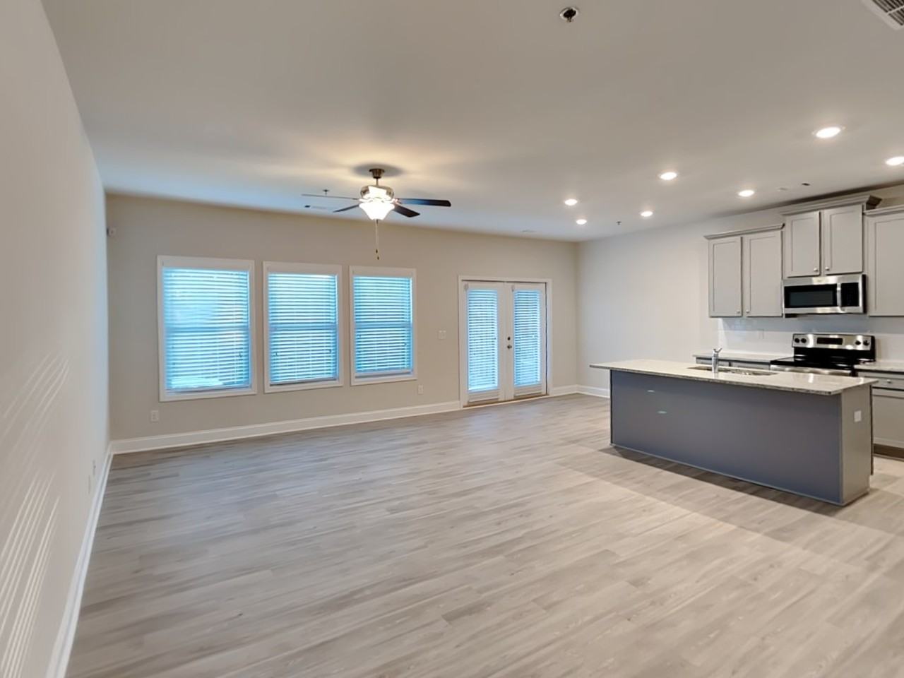 115 Wayne Ln - Photo 4 of 22