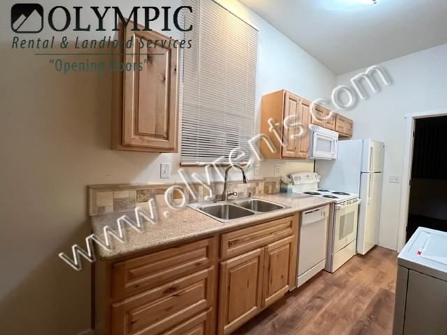 7625 Atchinson Dr Se - Photo 4 of 8