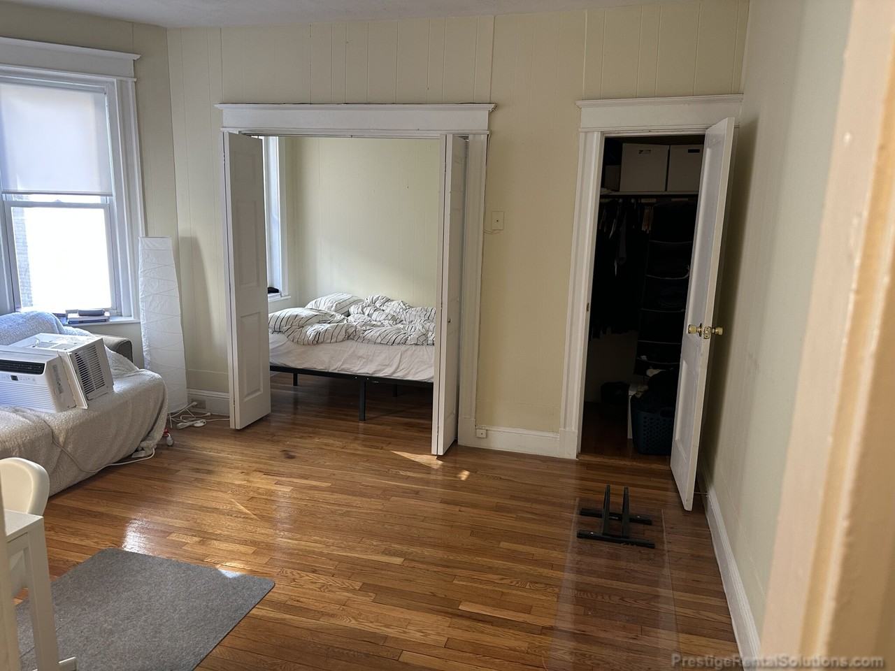 Woodstock Ave #3 - Photo 3 of 12