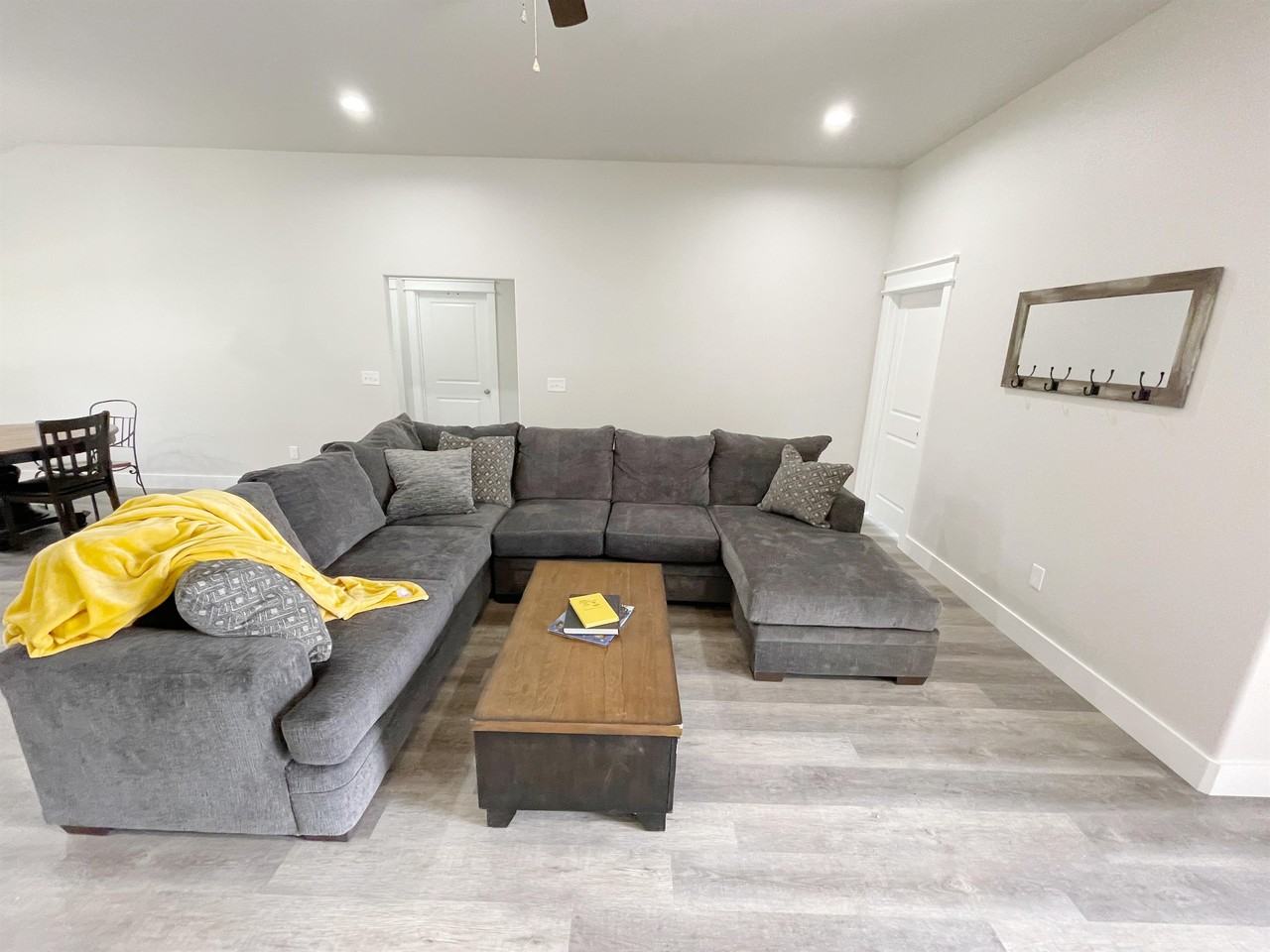 120 N 1st Ave #1 - Photo 3 of 27