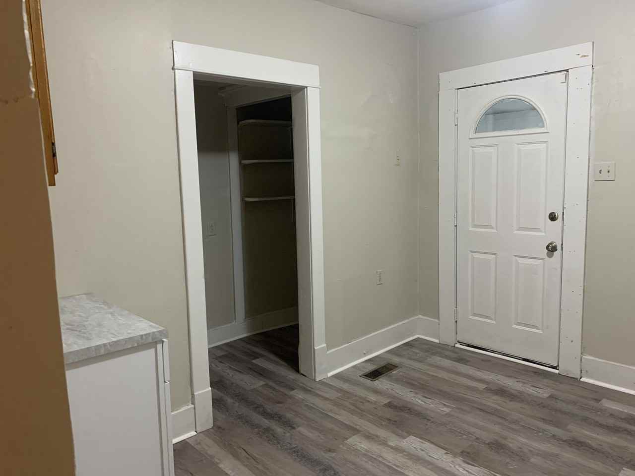 2916 West Meidroth Street - Photo 3 of 16