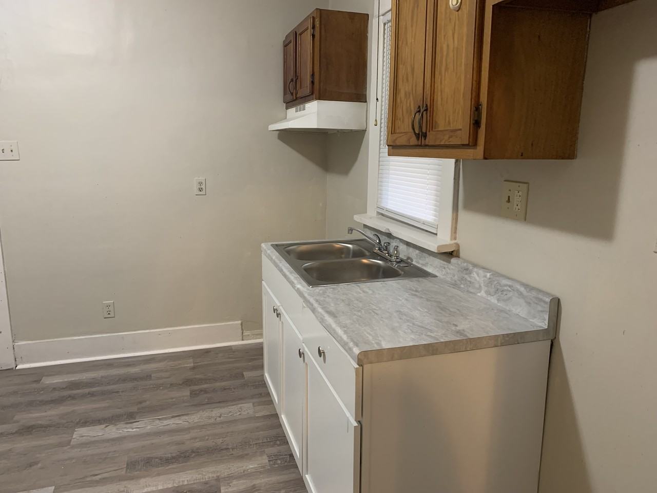 2916 West Meidroth Street - Photo 4 of 16