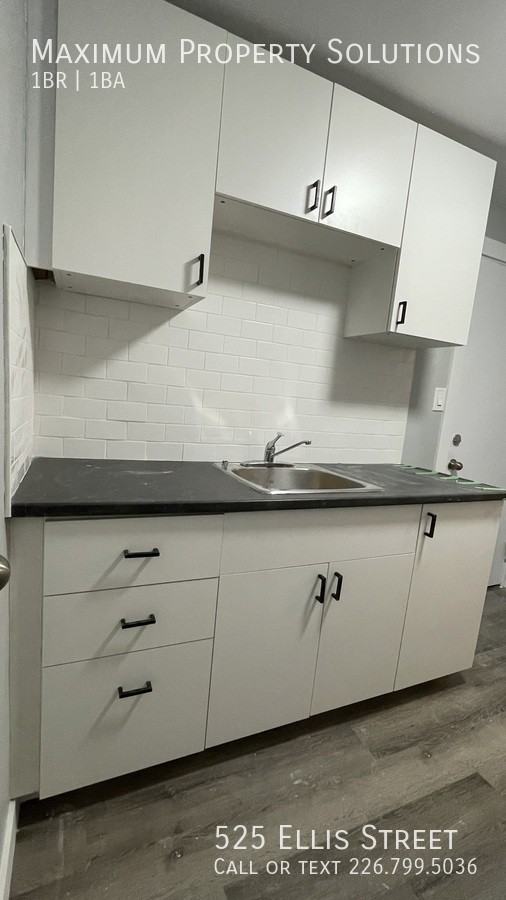 525 Ellis St W - Photo 3 of 9