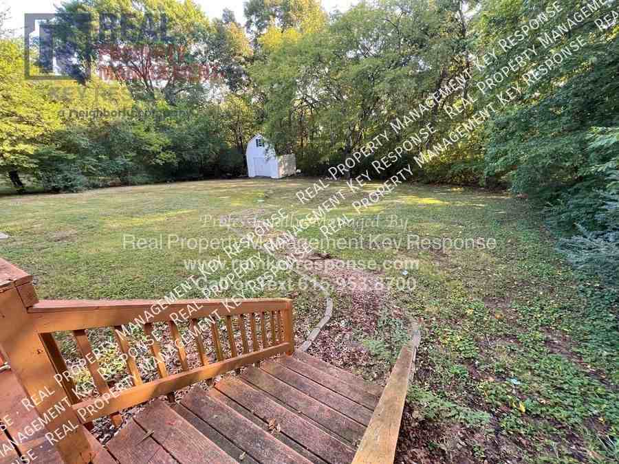 316 Archwood Dr #A - Photo 3 of 15