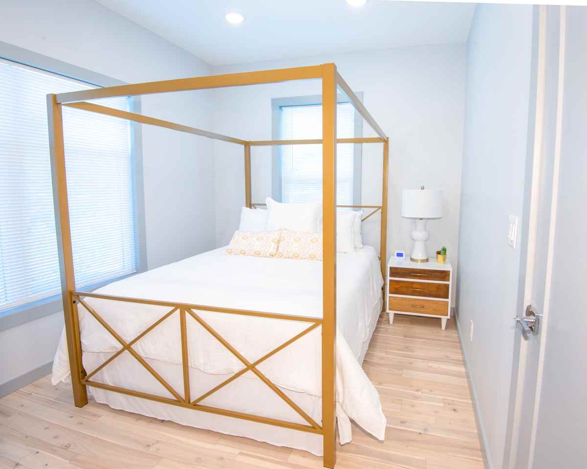 451 Grand Ave - Photo 2 of 11