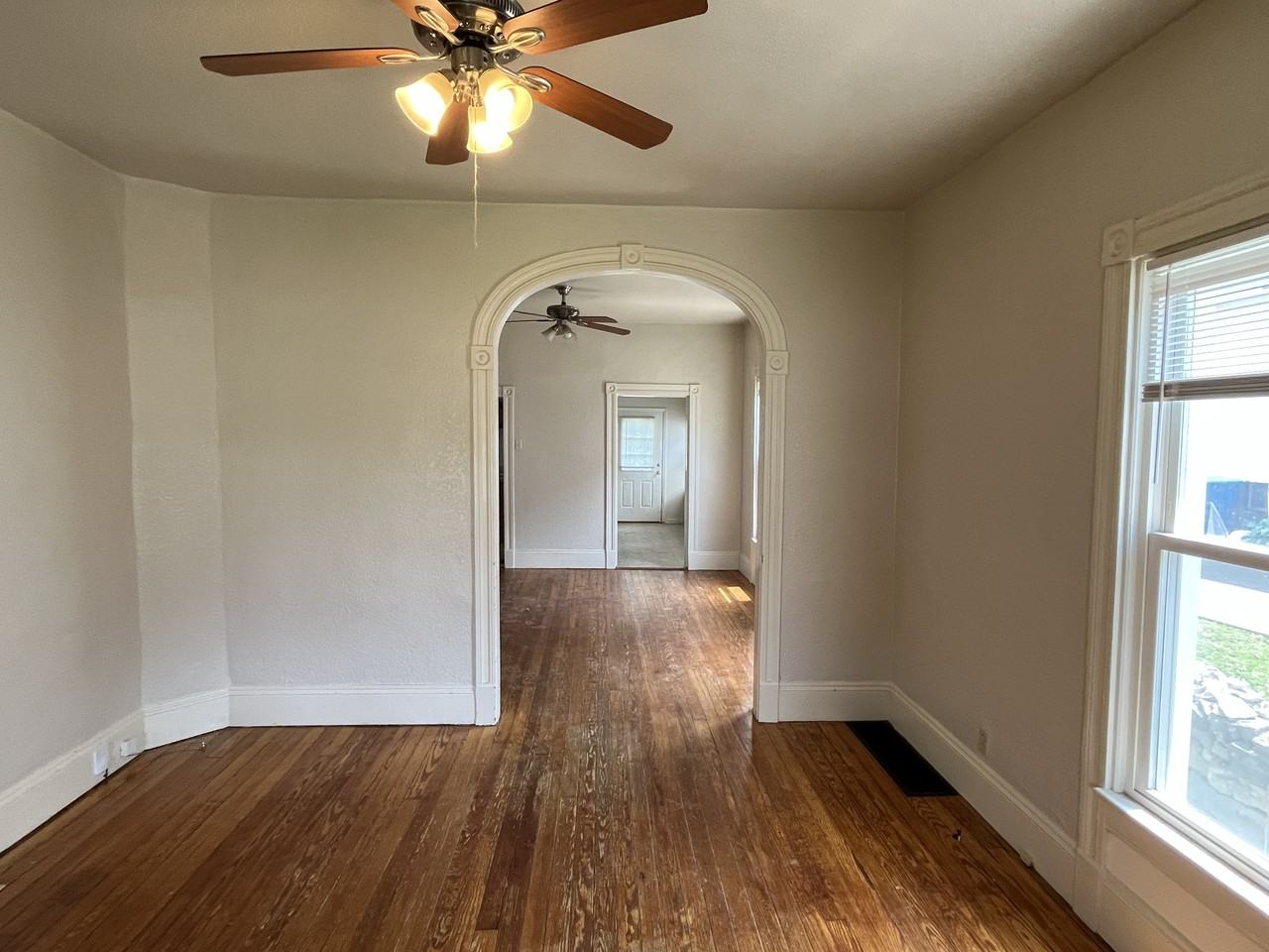 1643 Clawson Street - Photo 2 of 9