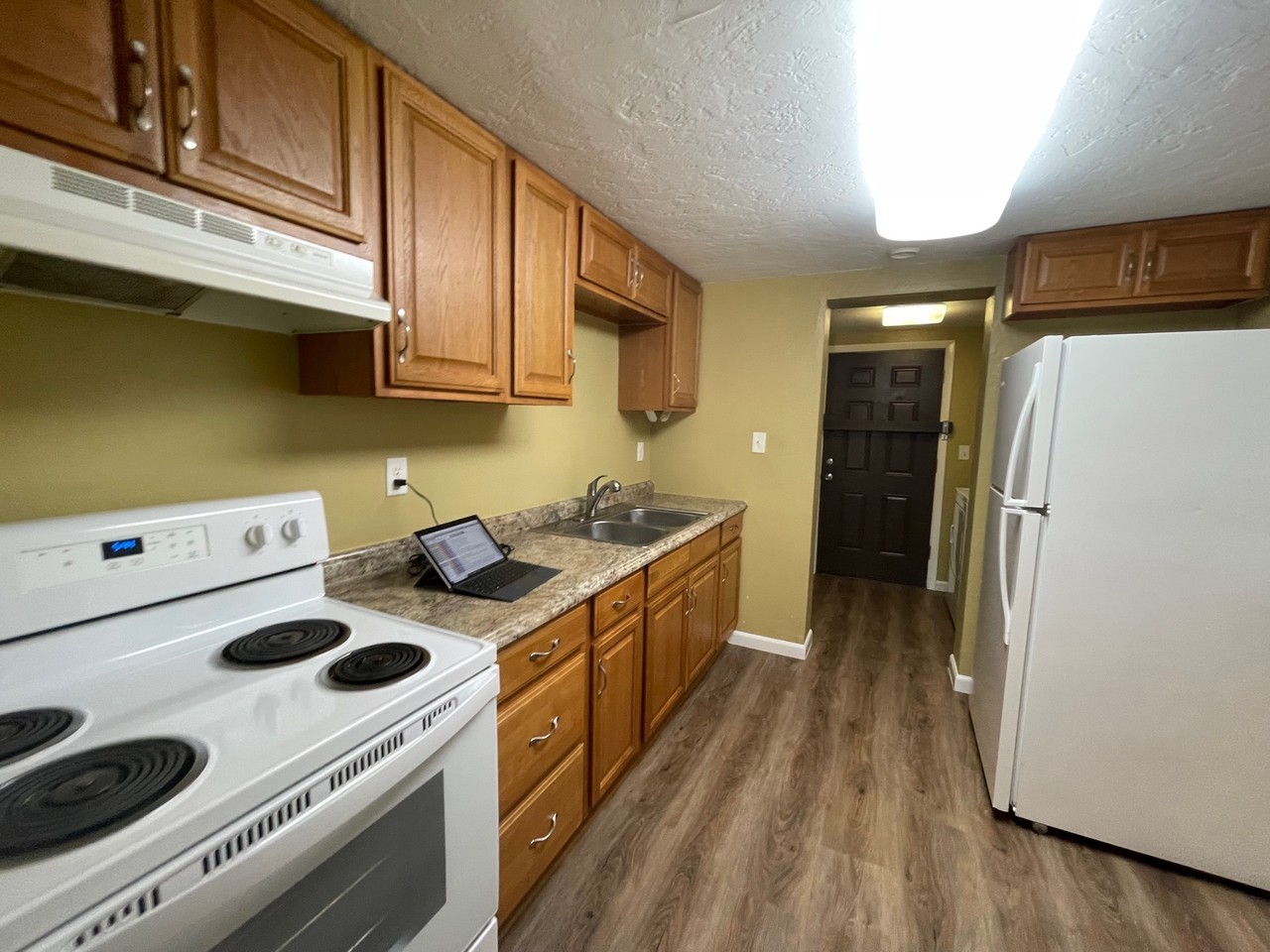 2220 Se 46th Ter #1 - Photo 2 of 14