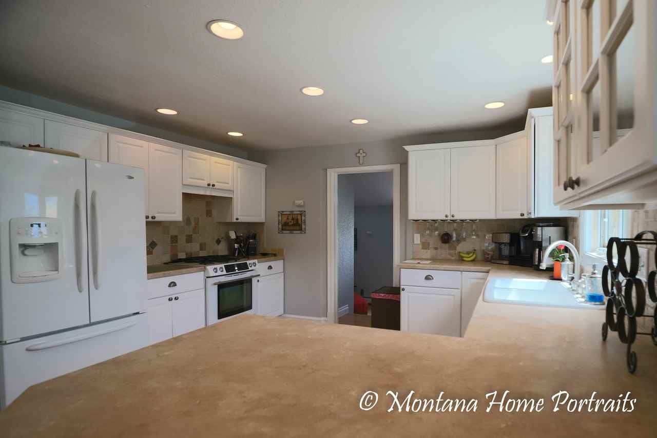 2470 Country Club Ave #NA - Photo 2 of 16