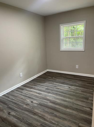 104 Lawndale Ave #1 - Photo 3 of 10