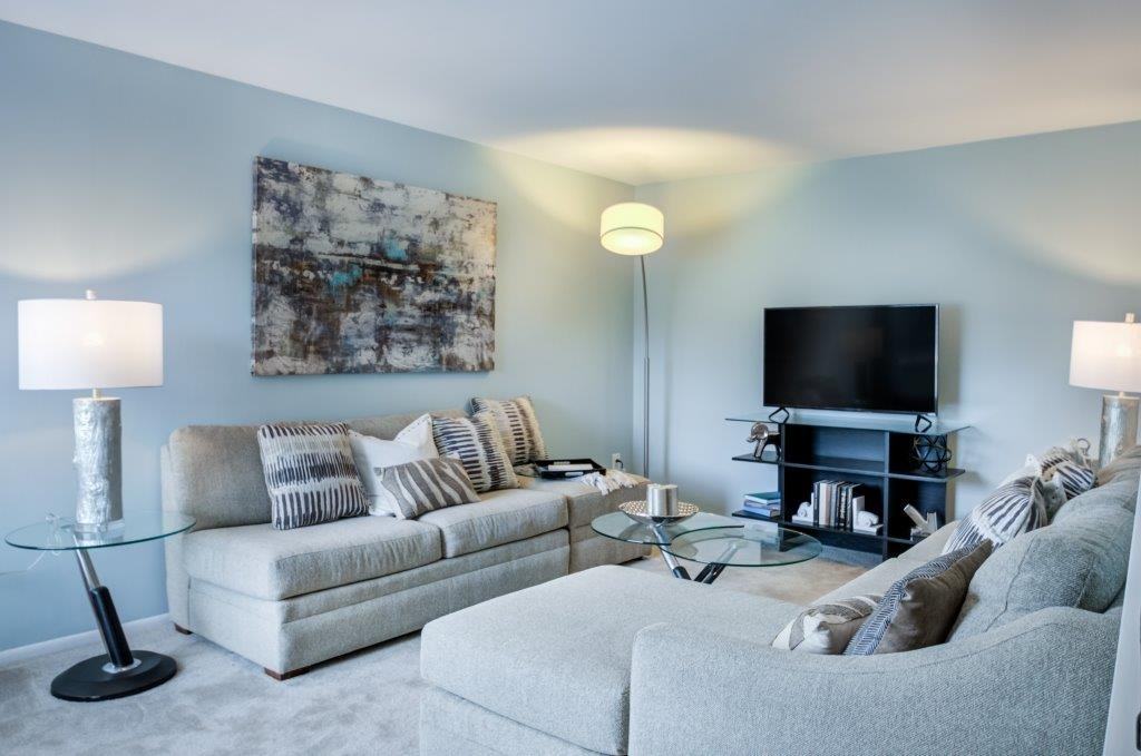 Montgomery Woods Townhomes - Photo 5 of 22