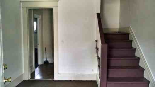 724 W Broad St #3 - Photo 2 of 10