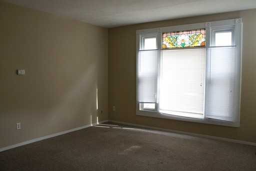 1103 N Roosevelt Ave - Photo 2 of 6