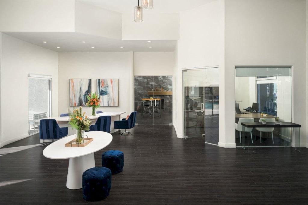 The Highland - Photo 4 of 35