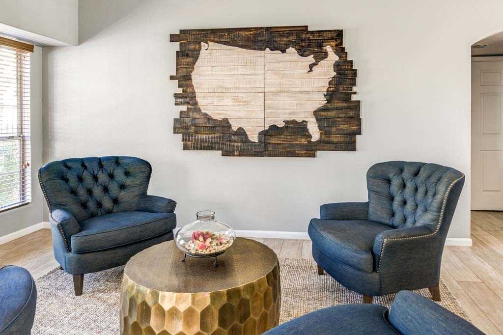 The Palms - Photo 3 of 15