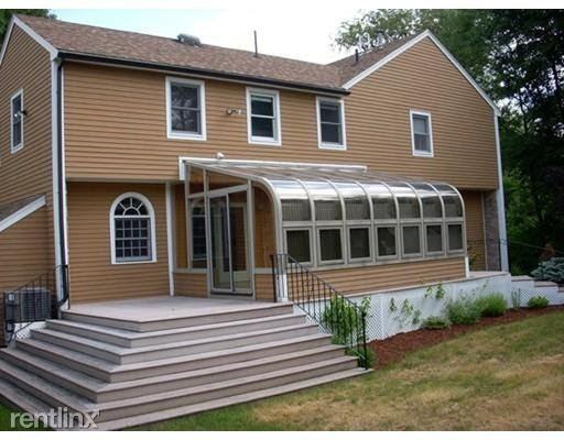 25 Woodrow St - Photo 2 of 6