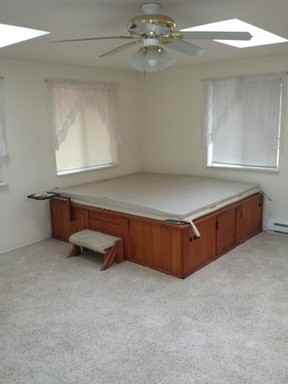 1337 Yank St - Photo 2 of 4
