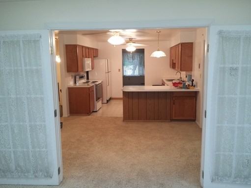 1337 Yank St - Photo 3 of 4