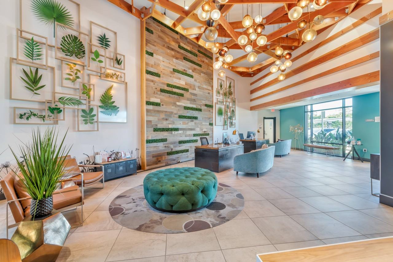 Metro Gateway Apartment Homes Apartments 3411 Grande Vista Pkwy