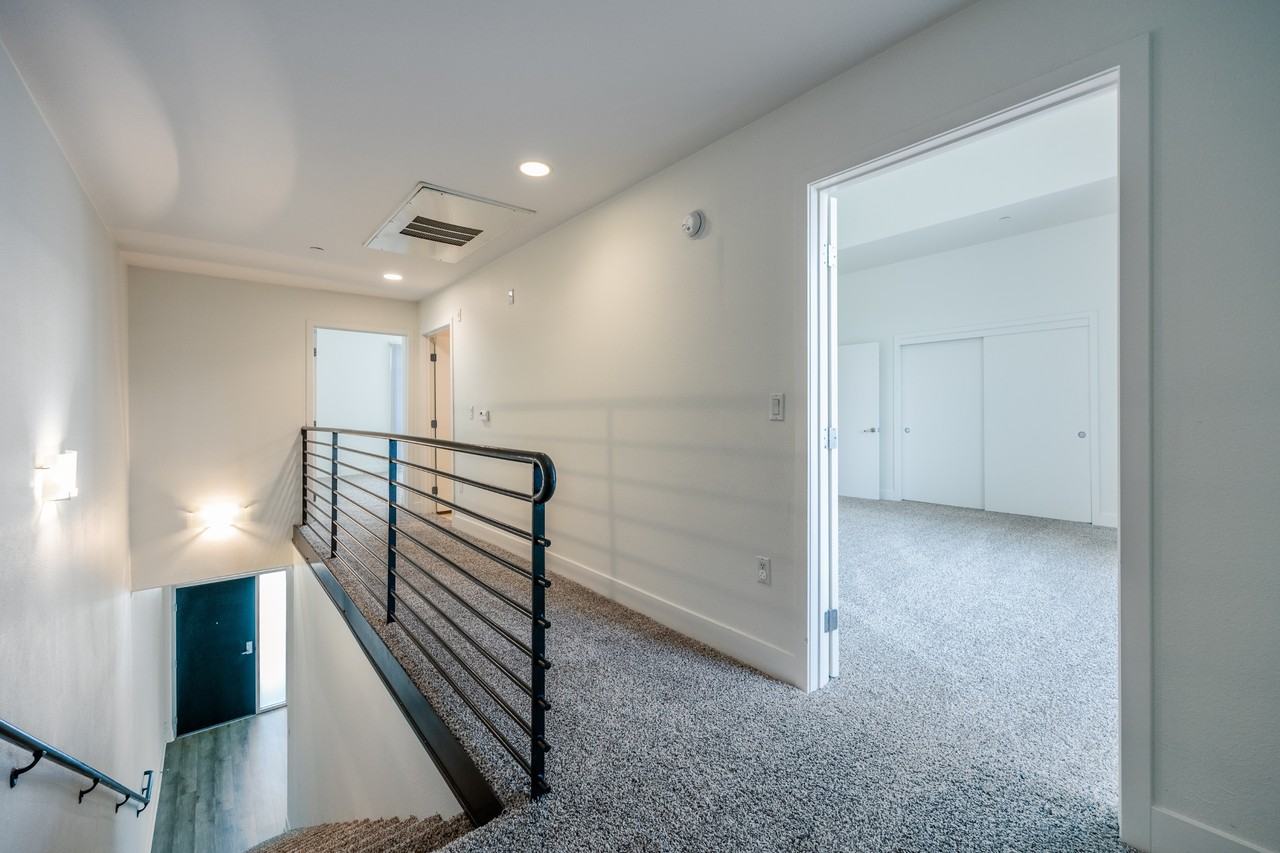 Doran Lofts - Photo 6 of 19