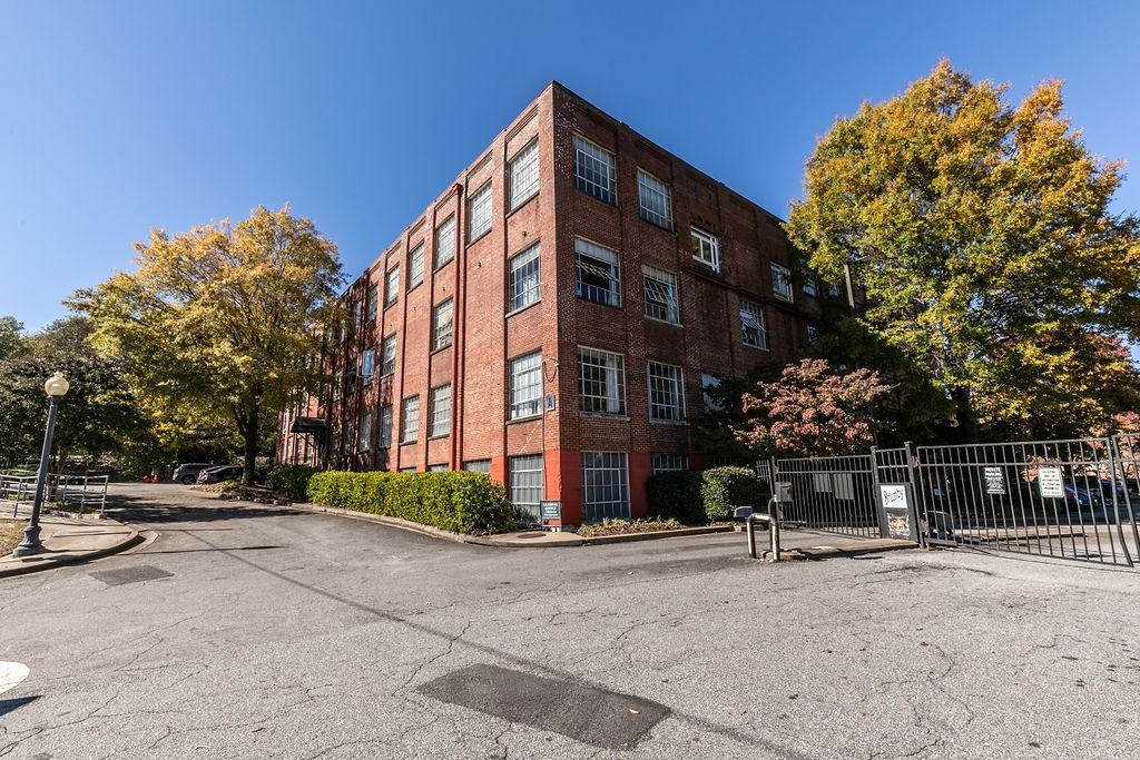 Brumby Lofts - Photo 6 of 39