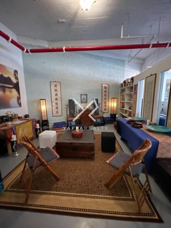 1120 Washington Ave - Photo 3 of 14