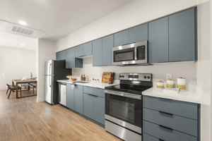 featured image of 140 W 2nd Ave