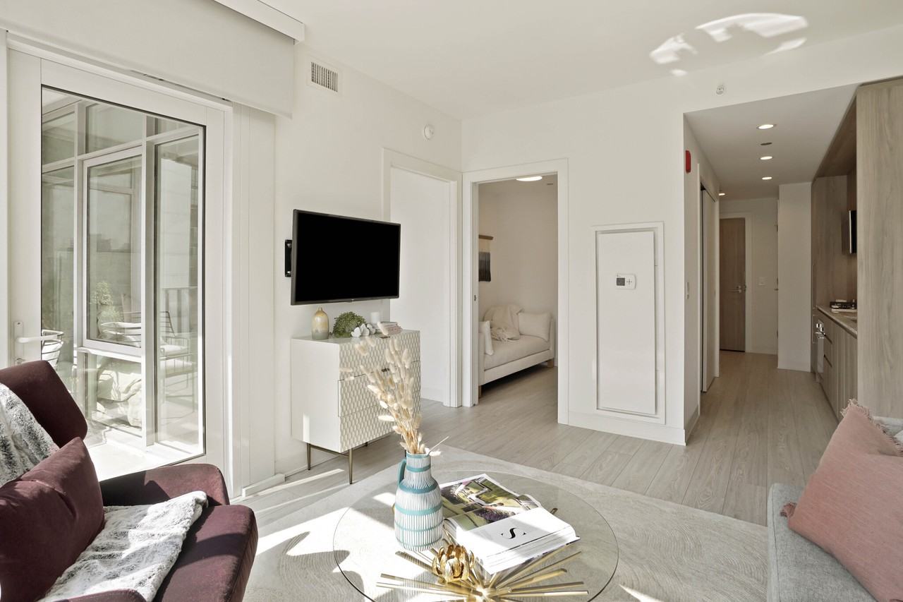 354 N Union Ave #2-2 - Photo 2 of 28