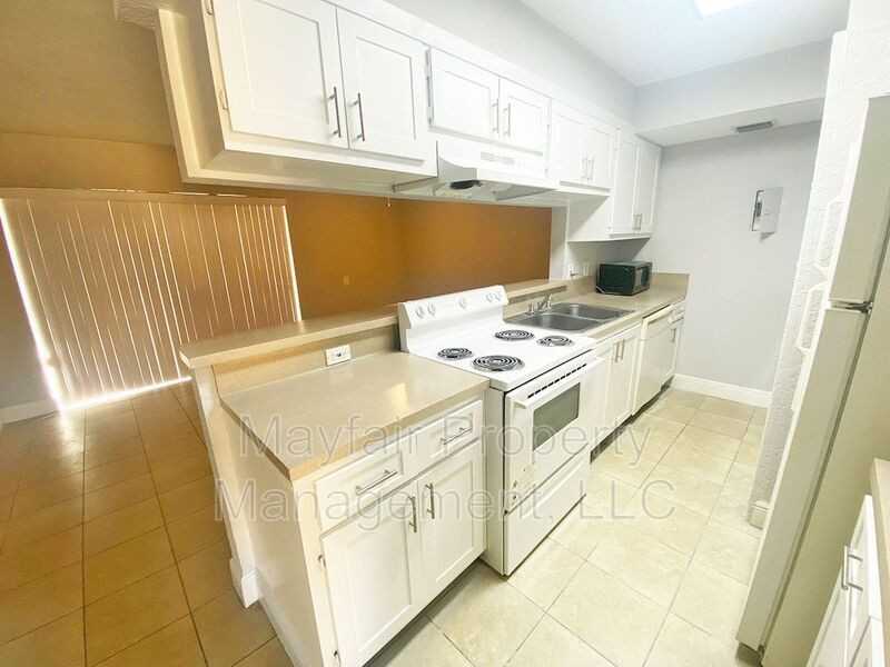 4423 Treehouse Lane (Arbor Keys), Tamarac, FL 33319 - Photo 3 of 34